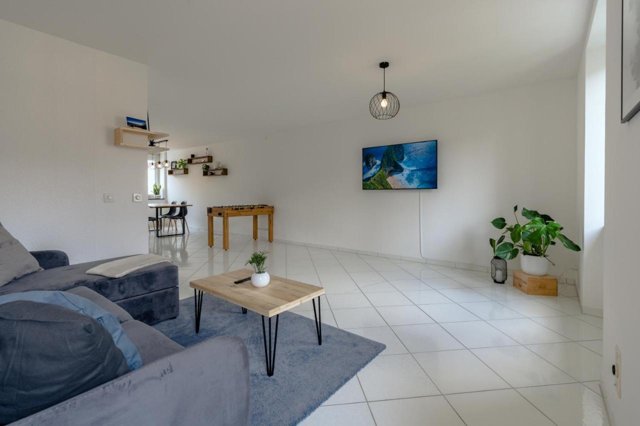 Apartment In The City Center With Free Parking Biel Exterior photo