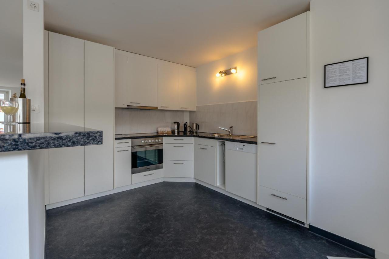 Apartment In The City Center With Free Parking Biel Exterior photo